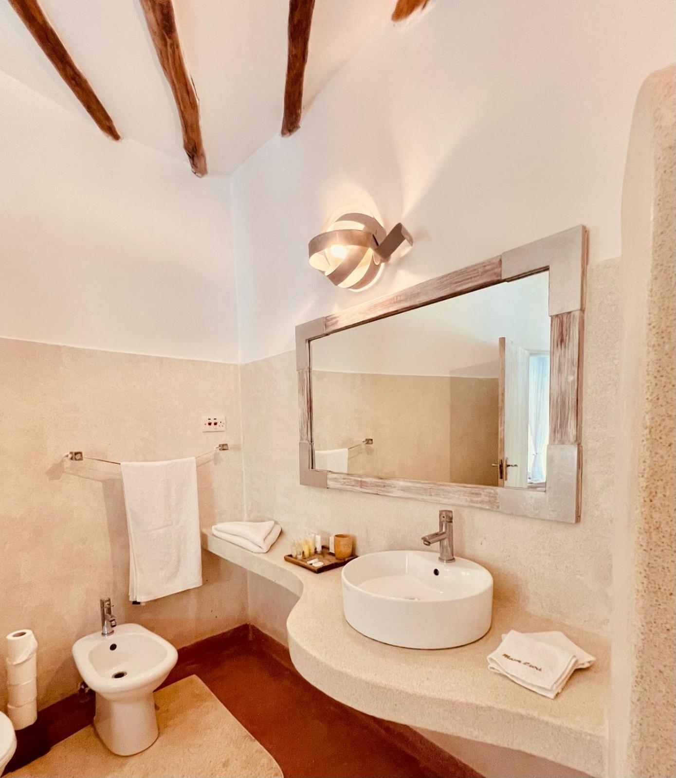וואטאמו Terrazza Mawe Zuri Resort מראה חיצוני תמונה